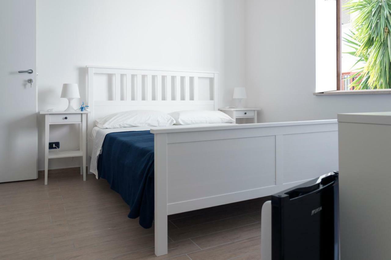 Bed and Breakfast L'Oasi Di Giorgia Читтаделла-дель-Капо Экстерьер фото